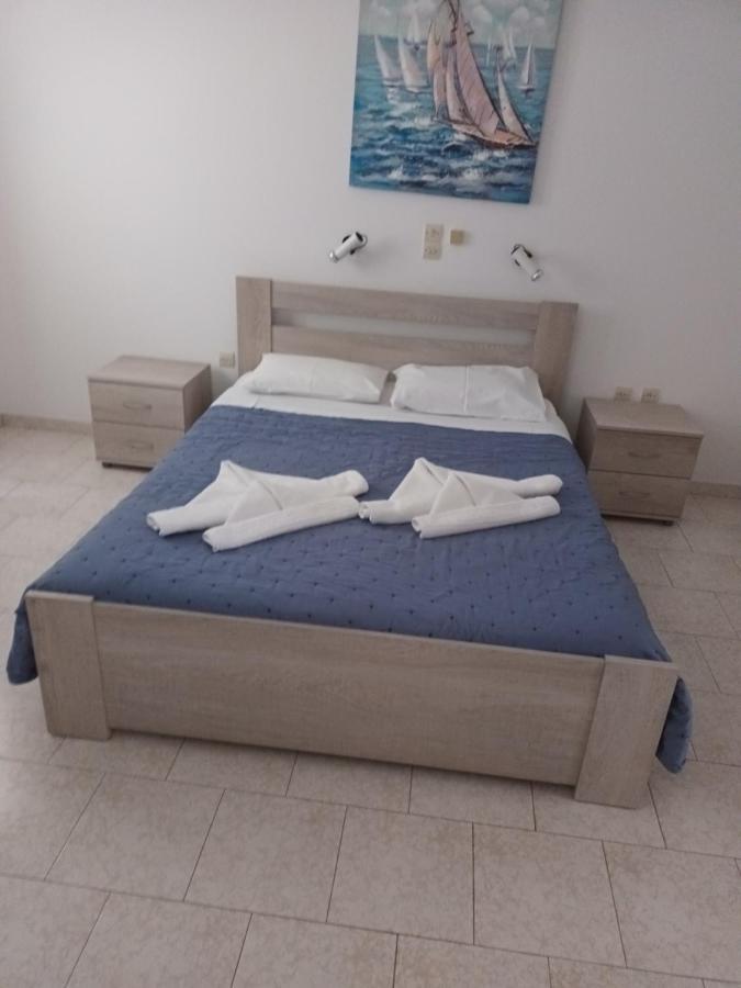 Holidays In Paros Alikí Eksteriør bilde